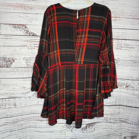 Vince Camuto Plaid Bell Sleeve Tunic Top Black Red Orange Pleated Sleeves 2X - Picture 4 of 6
